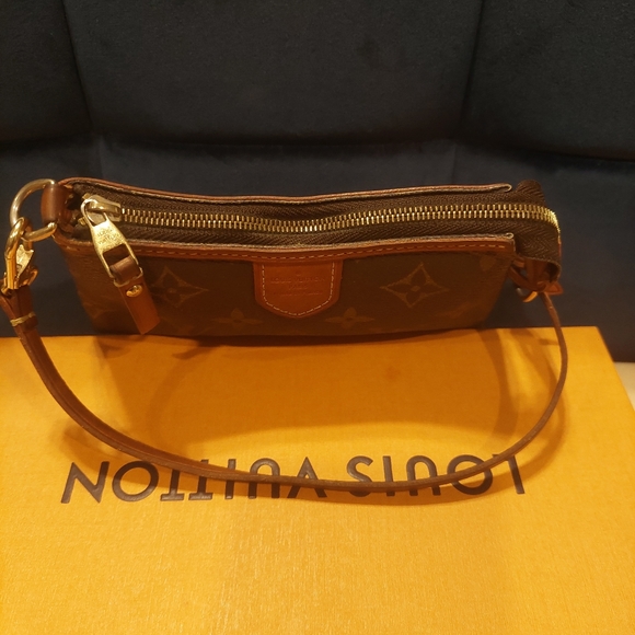 SOLD!! Louis Vuitton Monogram Mini Delightful - Picture 11 of 12